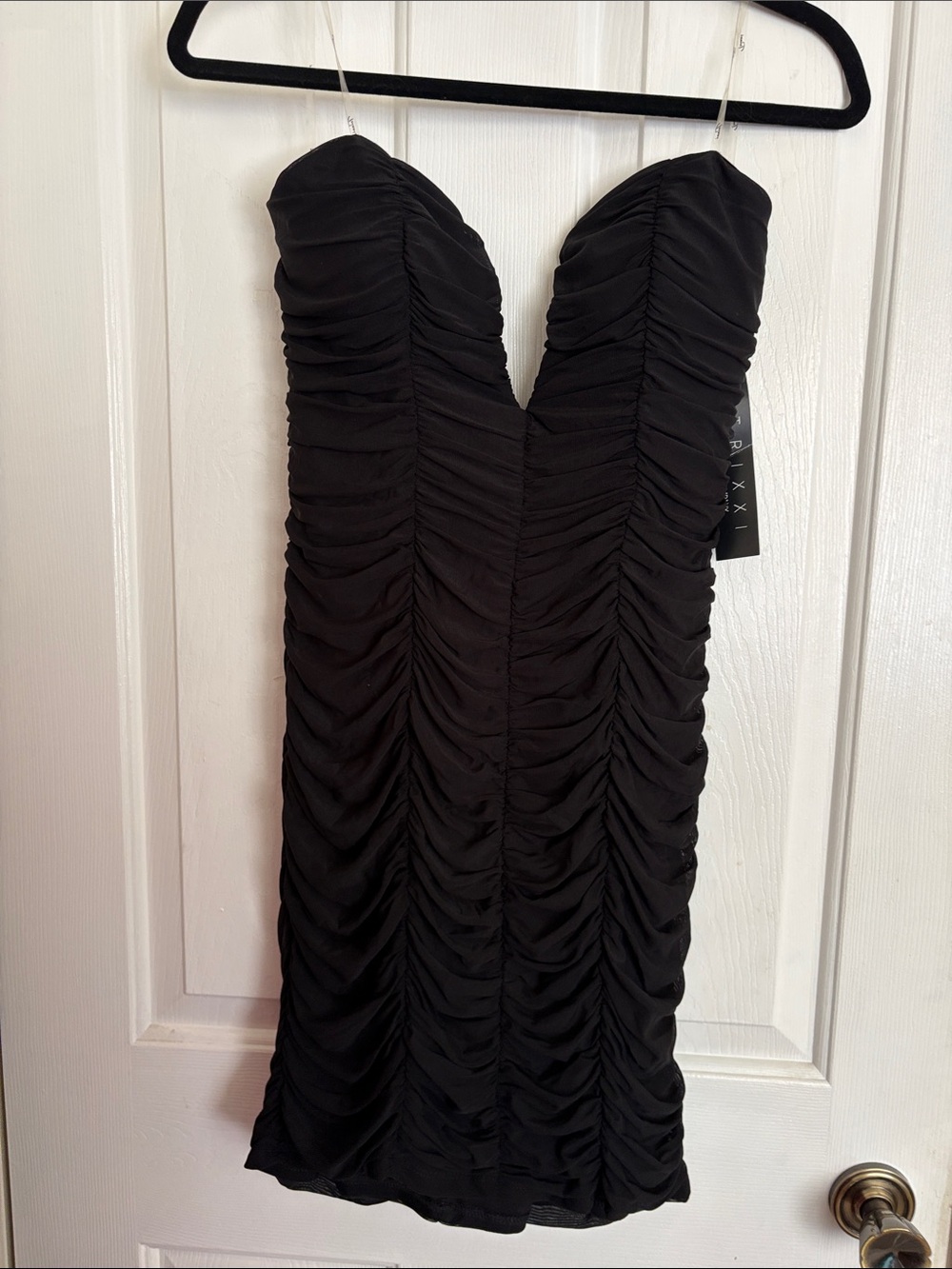 Trixxi Black Ruched Strapless V-Plunge Cocktail Dress